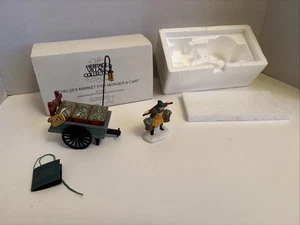 Abt. 56 Heritage Village Collection Chelsea Market Fish Monger & Cart #5814-9 - Bild 1 von 7