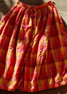 MISS SELFRIDGE Midirock Damen Gr. 10 -36-38 rot-hellorange-gelb Knöpfe Taschen - Bild 1 von 8