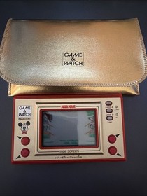 Vintage Nintendo Game And Watch console Mickey Mouse + Carry Case 1981
