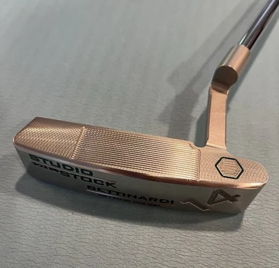 Putter Bettinardi 2023 Studio Stock 14 35" diestro Foto 1 de 4