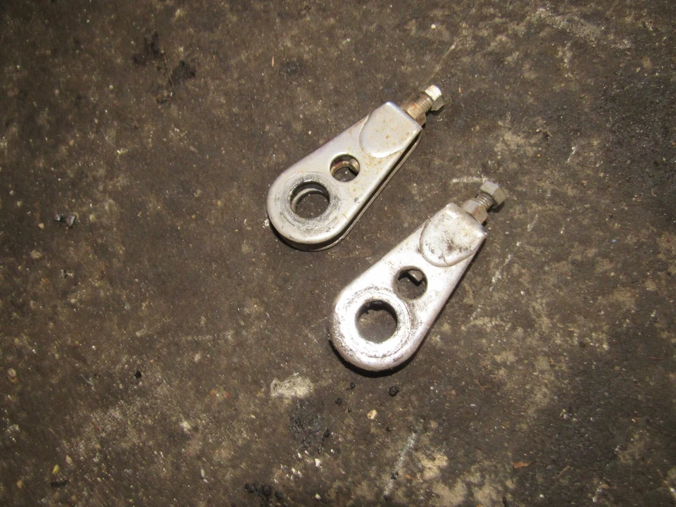 Suzuki GS450 L 1983 tensores ajustadores de cadena de transmisión Foto 1 de 1