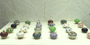 NEW 24 PC CERAMIC KNOB DRAWER HANDLE CUPBOARD HOME DECOR COLLECTIBLE - Picture 1 of 7