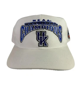 Cappello Berretto Vintage Kentucky Wildcats Snap Back Uomo NCAA 1998 Champions Starter - Foto 1 di 10