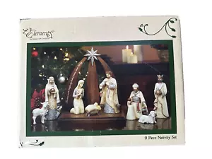 Holiday Elements Resin Christmas Holiday Nativity Set 8 Figures Creche Open Box - Picture 1 of 9