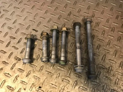 1995 94 95 Triumph Trophy 4 1200 soportes de motor pernos de montaje perno Foto 1 de 4