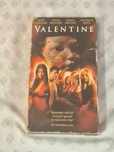 VHS: Valentine (2001) Denise Richards, David Boreanaz, Katherine Heigl - Picture 1 of 3