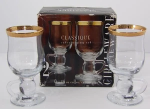 KLASSISCHES UNTERHALTUNGSSET, GLASBECHER MIT GOLDRANDGRIFFEN UND RUNDEM SOCKEL. - Bild 1 von 11