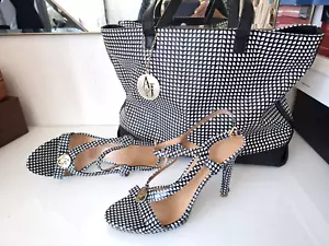 "ARMANI JEANS" sexy Riemchen-Sandalen, schwarz-weiß. Gr.40 + Tasche - Bild 1 von 12