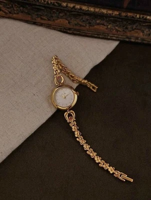 Reloj Pulsera Dorado Francés Estilo Vintage Único Delicado Para Mujer Moda Lindo Regalo Foto 1 de 4
