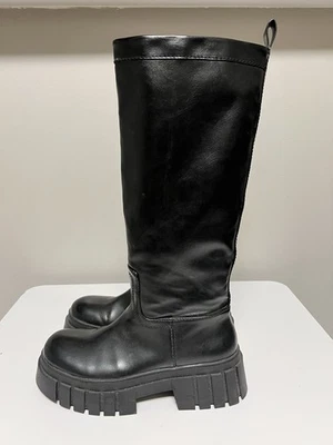 ZARA HIGH BOOTS WITH LUG SOLE BLACK 1011/610 Women’s EU 38 US 7.5 BLOGGERS FAV - Image 1 of 4
