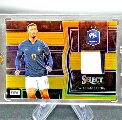 Muestras William Saliba 2023-24 Panini Select FIFA Gold Prizm/10 Francia #SM-WS Foto 1 de 4