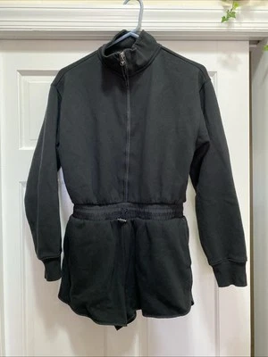 Victoria's Secret On Point Mameluco Negro PEQUEÑO PANTALÓN CORTO MANGA LARGA BOLSILLOS CON CREMALLERA Foto 1 de 4