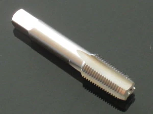 PI, 1/8 BSPT HSS ENCHUFE INFERIOR tierra calidad industrial cuerpo cónico PipeTAP - Imagen 1 de 1