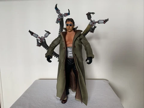 2004 ToyBiz Marvel Spider-Man 2 12" Doctor Octopus Action Figure READ DESC Cover