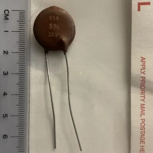 TRW 250pF 3KV Ceramic Disk Capacitor 6pcs - Picture 1 of 4