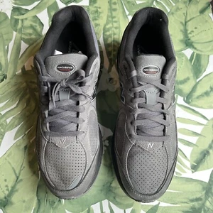 J. Crew X New Balance Neu mit Etikett Herren 2002R grau schwarz Turnschuhe Gr. 10,5 BT461 - Bild 1 von 10