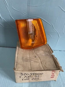 FRECCIA fanalino indicatore ANTERIORE Sinistra FIAT 242 CITROEN C35 VERALUX - Picture 1 of 6