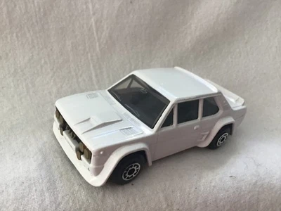 MATCHBOX EDICIÓN BÚLGARA SUPERRÁPIDA FIAT ABARTH BLANCO Foto 1 de 4