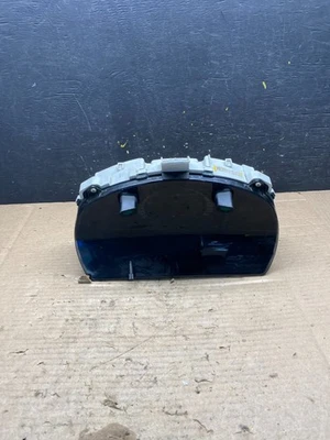 2006 to 2007 Toyota Highlander Speedometer Insrument Gauge Cluster Q2642 DG - Image 1 of 4