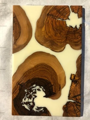 Tábua de servir grande 16" premium madeira de oliveira turca cheia de resina semelhante a mármore - Imagem 1 de 4