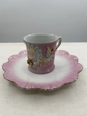 Antigua taza y platillo rosa Lustreware un regalo de recuerdo dorado pintado a mano Foto 1 de 4