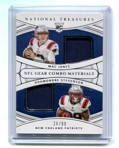 National Treasures Mac Jones-Rhamondre Stevenson 2021 NFL Gear Combo RC # 26/99 - Imagen 1 de 2