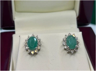 2.50ct Smaragd & Diamant Ohrringe 14K Weiss Gold - Bild 1 von 4