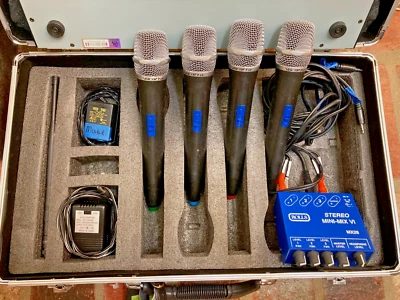 Voco Pro UHF 5800 4-channel Wireless Mic System with Metal Carry Case (#203) - Image 1 of 4