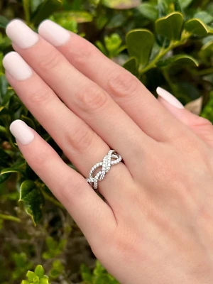 Anillo David Yurman Diamante Banda Eternidad Platino Talla 5 7.3mm Glicinia RG4634 Foto 1 de 4