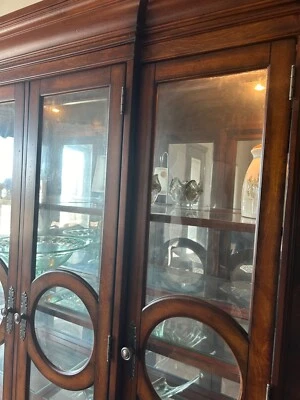 armario hutch madera Foto 1 de 4