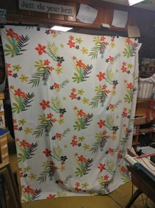 TARGET HOME RETRO TABLECLOTH MOD FLOWER & LEAF PATTERN BLUE GREEN ORANGE 63x77" - Picture 1 of 10