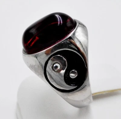 ANILLO HOMBRE ROJO RUBÍ SYN YIN YANG FENG SHUI TAICHI BANDA DE LA SUERTE TAOÍSMO TALLA 9 Foto 1 de 4