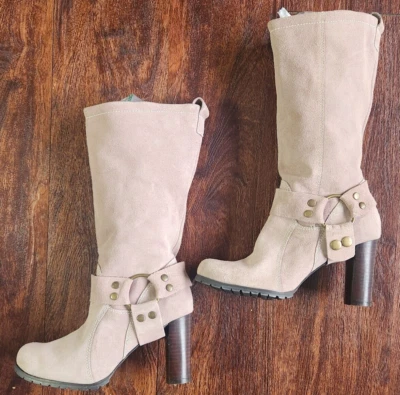 Botas de moto Colin Stuart de cuero de gamuza tostadas con tacón ancho de media pantorrilla para mujer talla 6M Foto 1 de 4