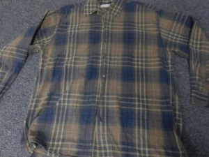 Geoffrey Beene Mens Shirt Medium blue plaid button down - Picture 1 of 10