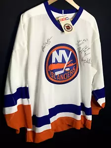 1980-1983 NY Islanders Signiertes Trikot (Nystrom, Tonelli, La Fontaine, Trottier) - Bild 1 von 4