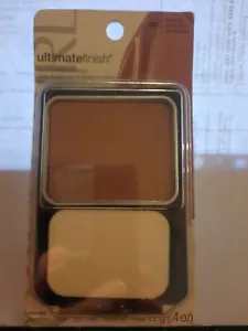 COVERGIRL Ultimate Finish Liquid Powder Make Up Classic Tan 460, .4 oz - Picture 1 of 3
