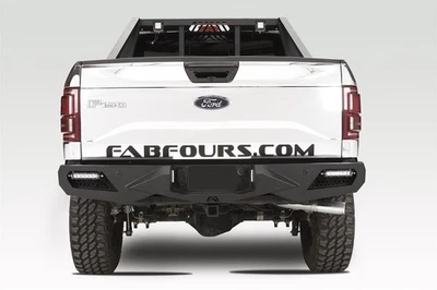 Fab Fours FF15-E3251-1 Vengeance Rear Bumper Fits 15-20 F-150 - Imagem 1 de 2