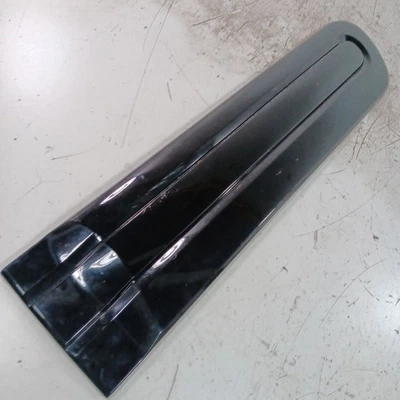 Tira moldura puerta fiat 500 lado conductor trasero izquierdo 2014 2015 2016 Foto 1 de 4