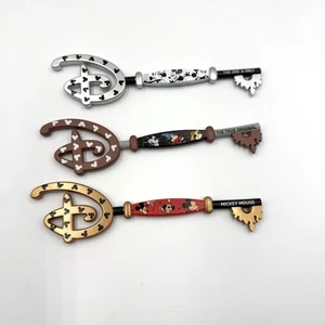 Disney Mickey Mouse Through The Years Sammelschlüssel Set 3 Sonderedition gebraucht - Bild 1 von 6