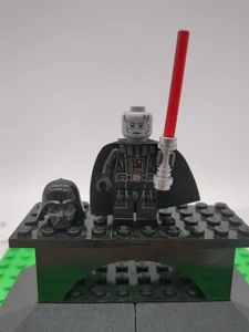 LEGO Star Wars Darth Vader Minifigure sw0277 7965 10212 10221 White Pupils Rare - Picture 1 of 3