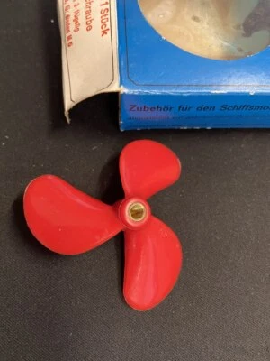 RICAMBI ACCESSORI MODELLI NAVI SPARE PARTS GRAUPNER ELICA NAVE 1382/7A 65 mm. - Imagen 1 de 2