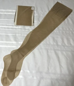 Vintage Seamless Textured First Quality Thigh High Nylons 2 Pr. Bone  New Size 9 - Picture 1 of 4