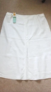 M&S Ladies White 'A' Line Pure Linen Skirt Size UK 24 BNWT RRP £29.50 - Picture 1 of 6