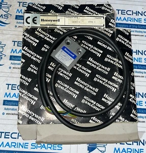Honeywell 14CE1-1 / 14ce11 Micro Limit Switch 5A 250VAC - Picture 1 of 6