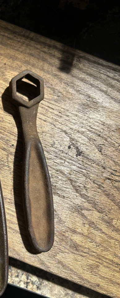 LLAVES CONTRAPUNTO TORNO 10" 10 L Foto 1 de 1