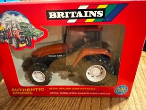 BRITAINS -FIAT M160 Tractor No. 9490 1:32 New In Box NIB VTG 1989 - Picture 1 of 2
