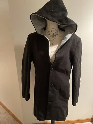 Abrigo negro sin alternativa para hombre talla 2XL usado Foto 1 de 4