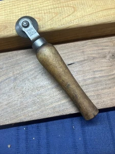 Hogg on And Patti’s Leather Stitching Tool - Picture 1 of 8