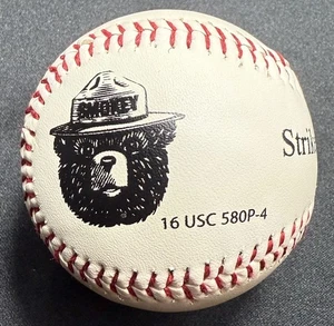 Béisbol Smokey Bear Strike Out Wildfires - Prevención de incendios coleccionable - Imagen 1 de 5