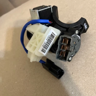 OEM NEW HYUNDAI Accent 2018-2022 Steering Lock Ignition Switch 81910-J0010 - Image 1 of 3